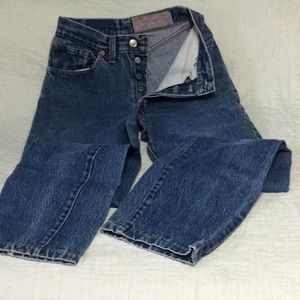 Vintage Levi button up jeans size 24.    A61